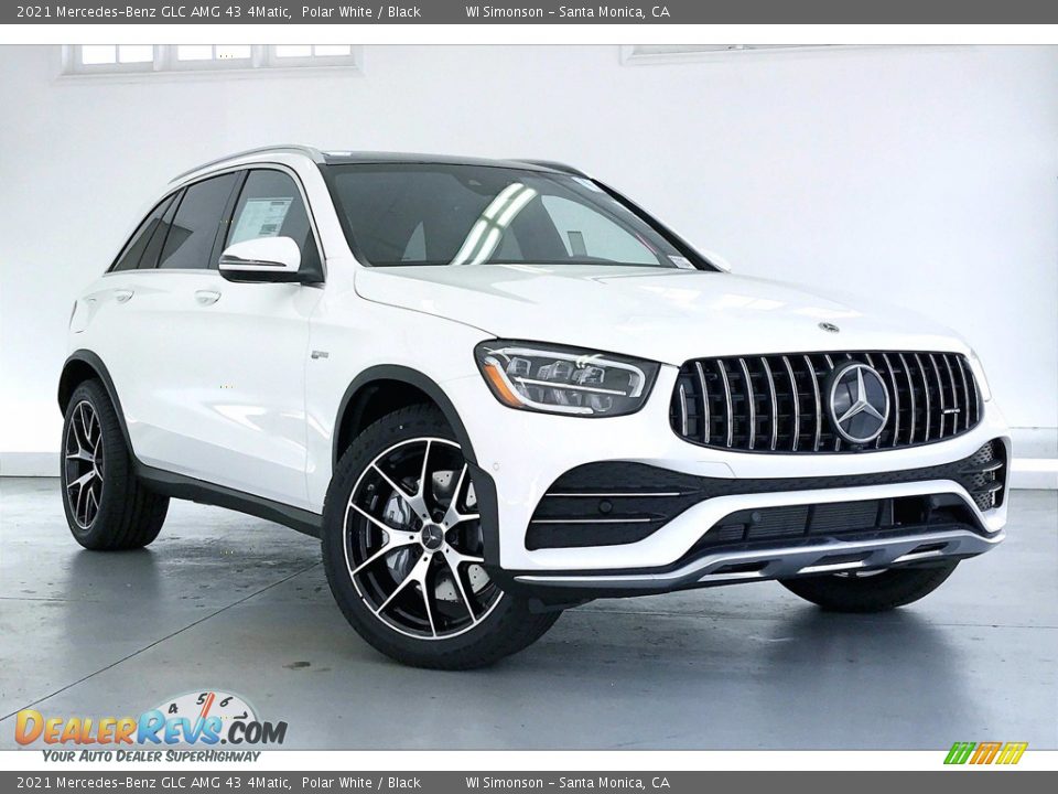 Front 3/4 View of 2021 Mercedes-Benz GLC AMG 43 4Matic Photo #12