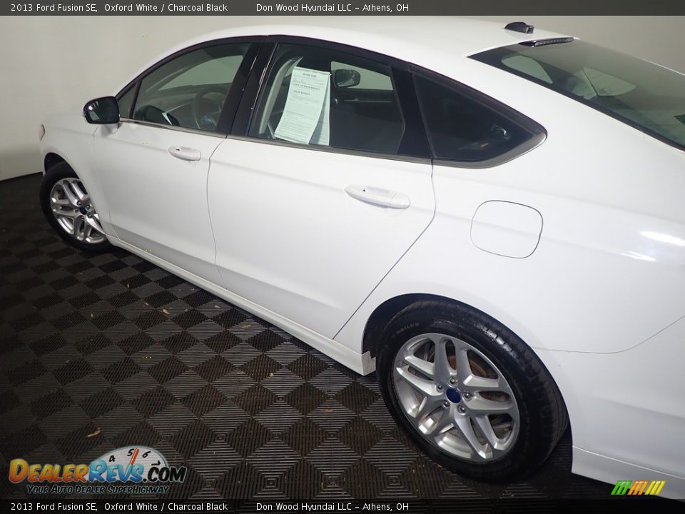 2013 Ford Fusion SE Oxford White / Charcoal Black Photo #17