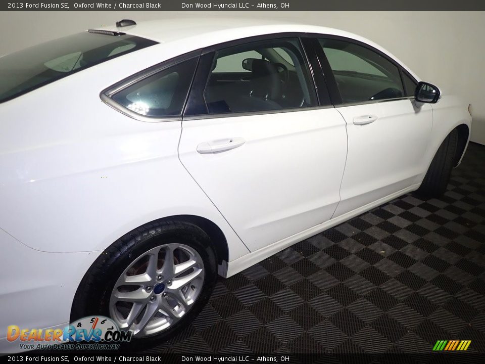 2013 Ford Fusion SE Oxford White / Charcoal Black Photo #18