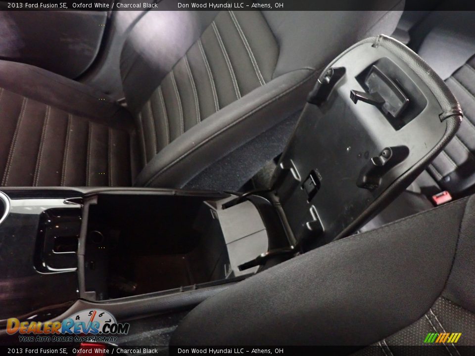 2013 Ford Fusion SE Oxford White / Charcoal Black Photo #33