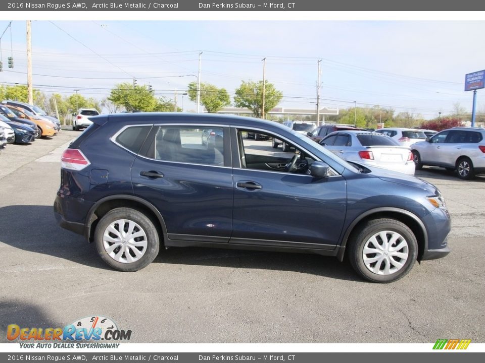 2016 Nissan Rogue S AWD Arctic Blue Metallic / Charcoal Photo #4