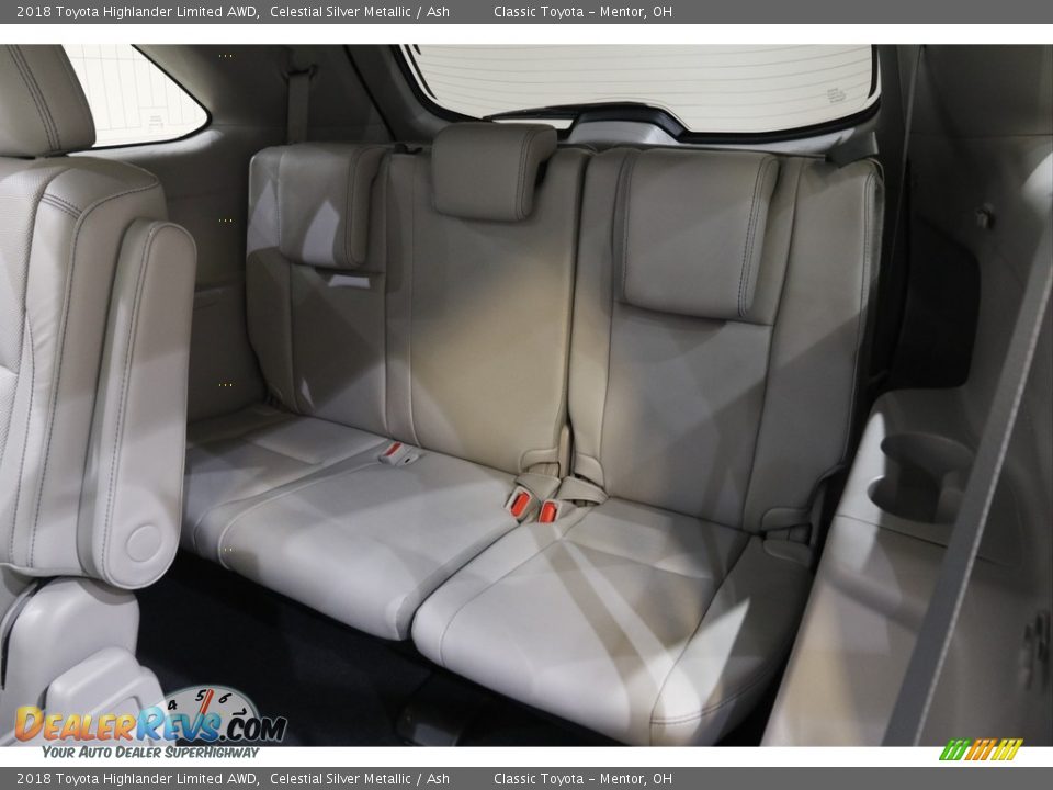 2018 Toyota Highlander Limited AWD Celestial Silver Metallic / Ash Photo #17