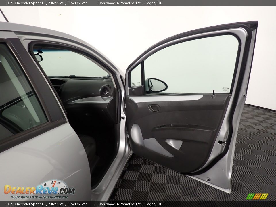 2015 Chevrolet Spark LT Silver Ice / Silver/Silver Photo #28