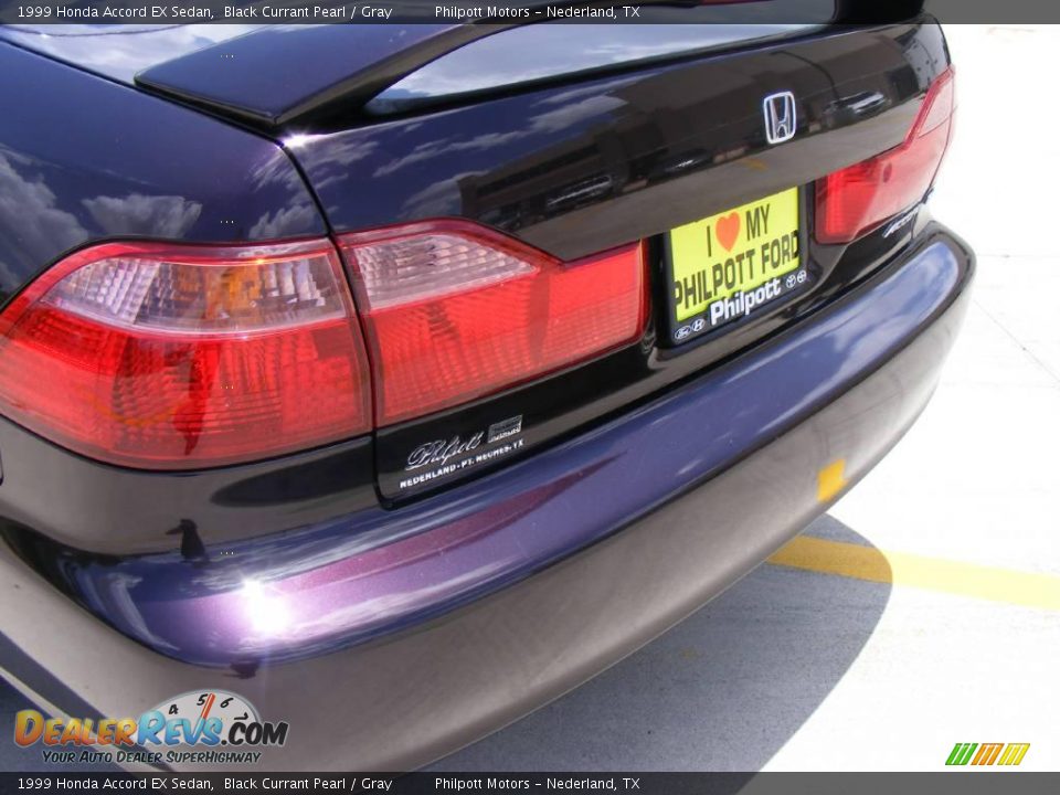 1999 Honda Accord EX Sedan Black Currant Pearl / Gray Photo #16