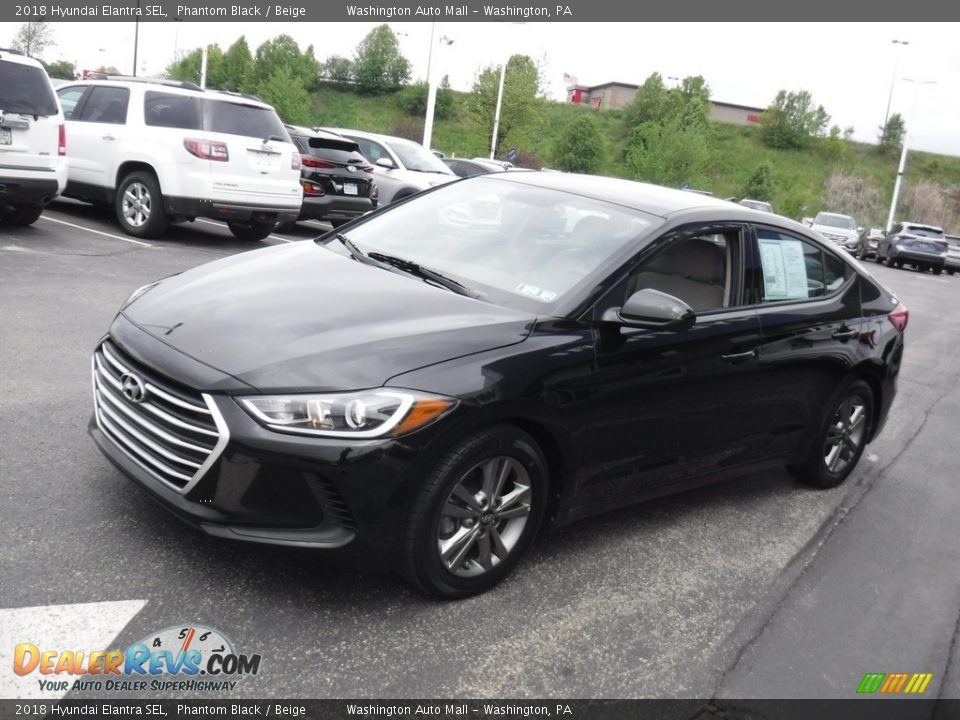 2018 Hyundai Elantra SEL Phantom Black / Beige Photo #5