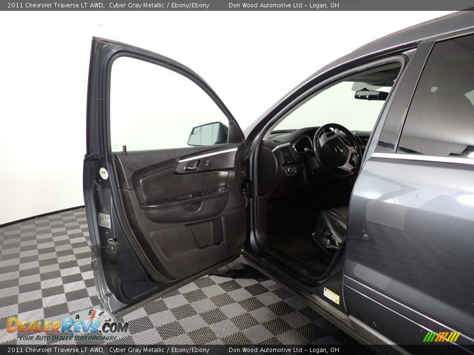2011 Chevrolet Traverse LT AWD Cyber Gray Metallic / Ebony/Ebony Photo #19