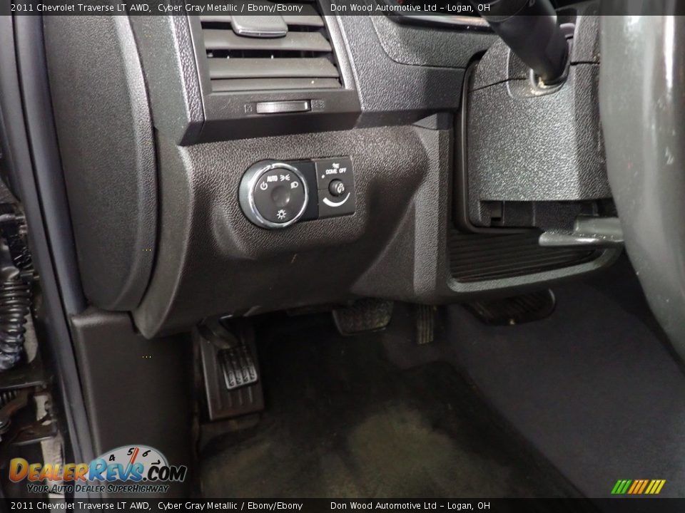 2011 Chevrolet Traverse LT AWD Cyber Gray Metallic / Ebony/Ebony Photo #21