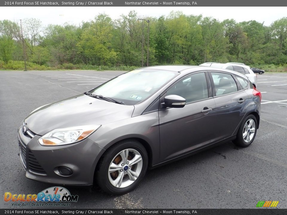 2014 Ford Focus SE Hatchback Sterling Gray / Charcoal Black Photo #1