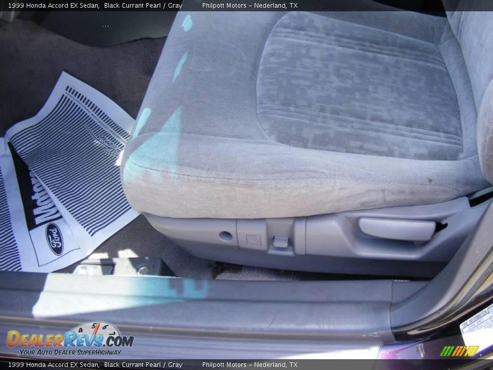 1999 Honda Accord EX Sedan Black Currant Pearl / Gray Photo #29