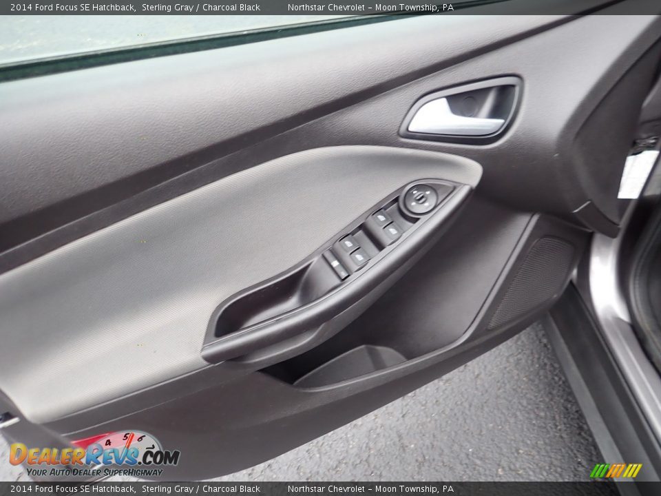2014 Ford Focus SE Hatchback Sterling Gray / Charcoal Black Photo #11