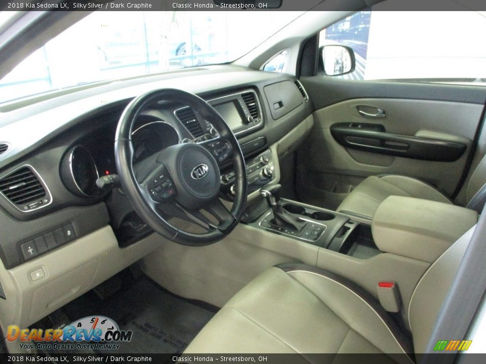 2018 Kia Sedona LX Silky Silver / Dark Graphite Photo #29