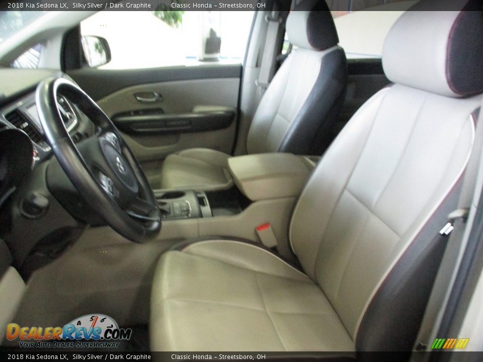 2018 Kia Sedona LX Silky Silver / Dark Graphite Photo #30