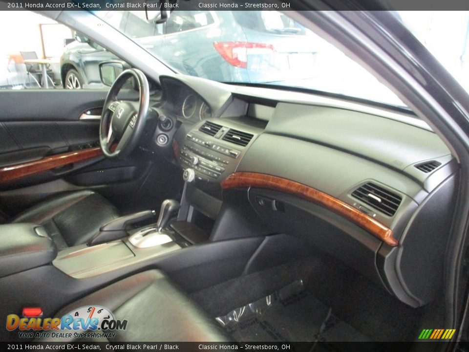 2011 Honda Accord EX-L Sedan Crystal Black Pearl / Black Photo #16