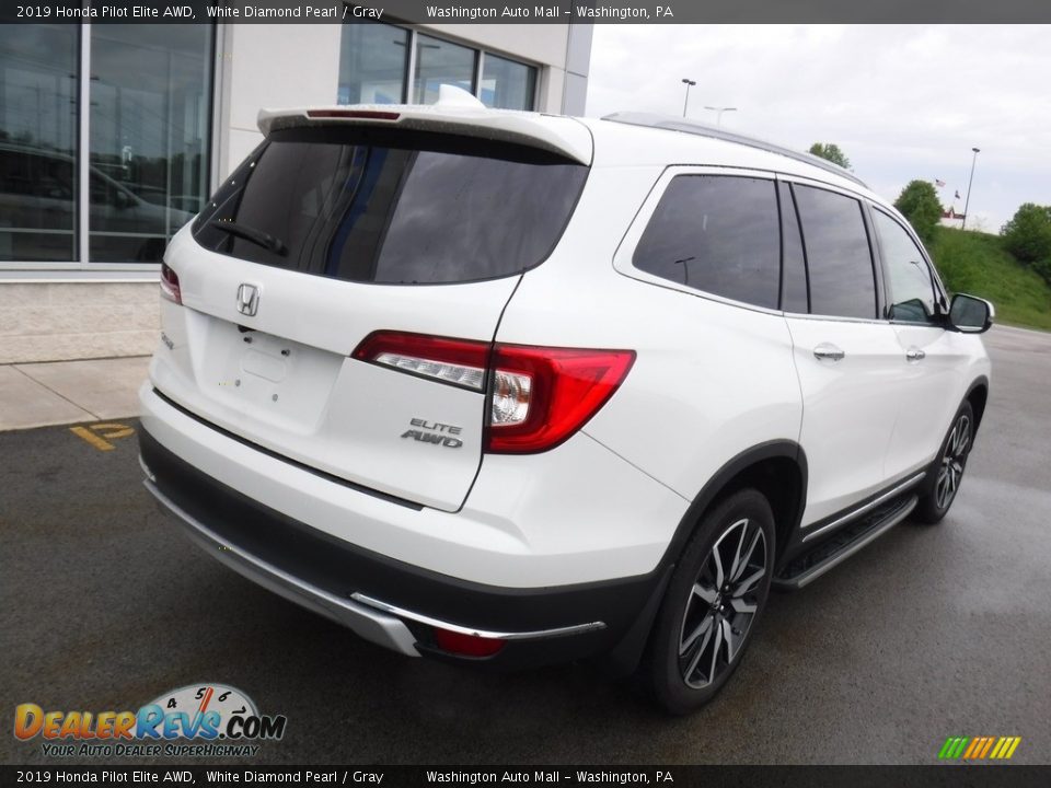 2019 Honda Pilot Elite AWD White Diamond Pearl / Gray Photo #9