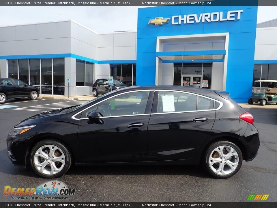 Mosaic Black Metallic 2018 Chevrolet Cruze Premier Hatchback Photo #3