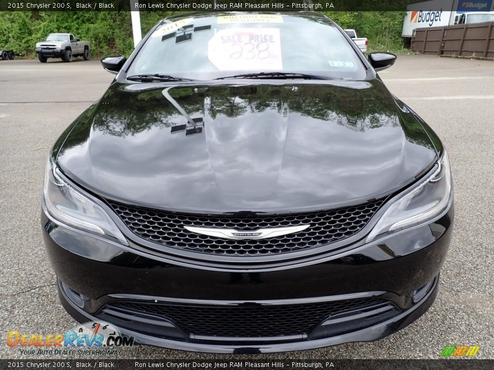 2015 Chrysler 200 S Black / Black Photo #9