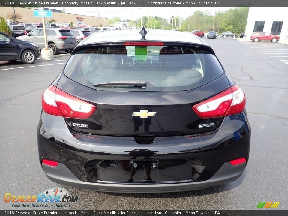 Mosaic Black Metallic 2018 Chevrolet Cruze Premier Hatchback Photo #6