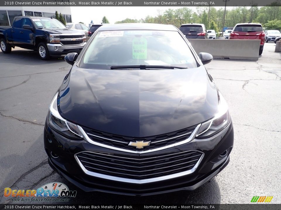 2018 Chevrolet Cruze Premier Hatchback Mosaic Black Metallic / Jet Black Photo #13