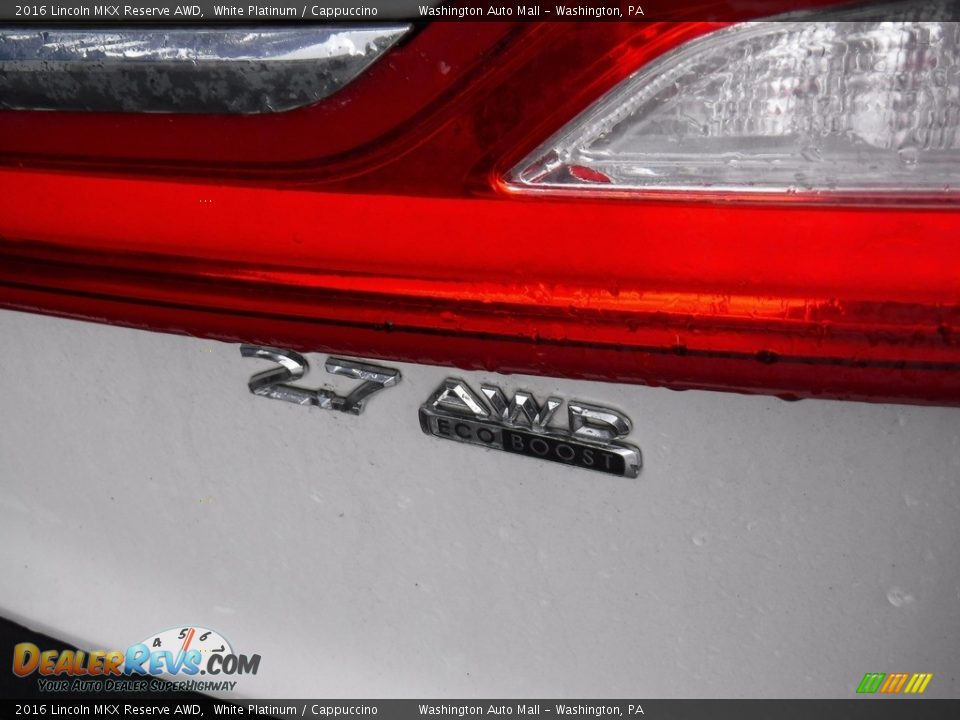 2016 Lincoln MKX Reserve AWD White Platinum / Cappuccino Photo #10