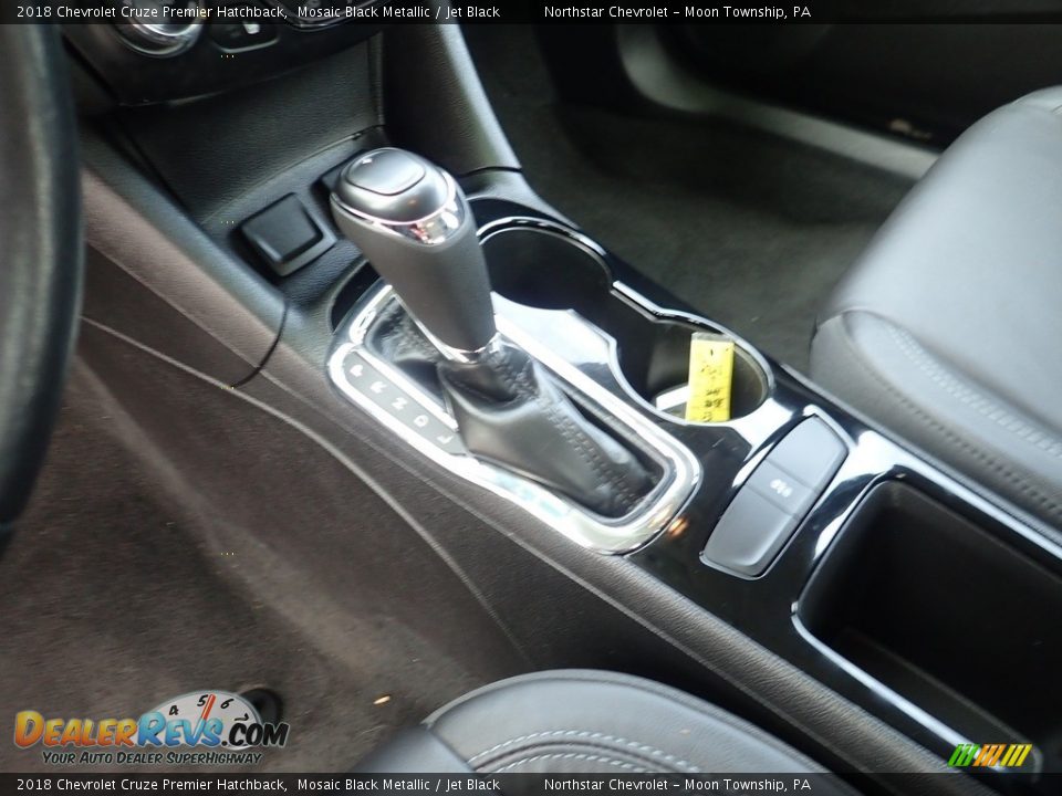 2018 Chevrolet Cruze Premier Hatchback Shifter Photo #26