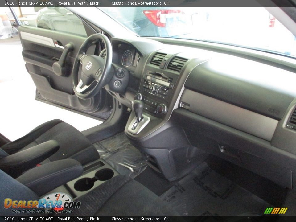 Dashboard of 2010 Honda CR-V EX AWD Photo #15