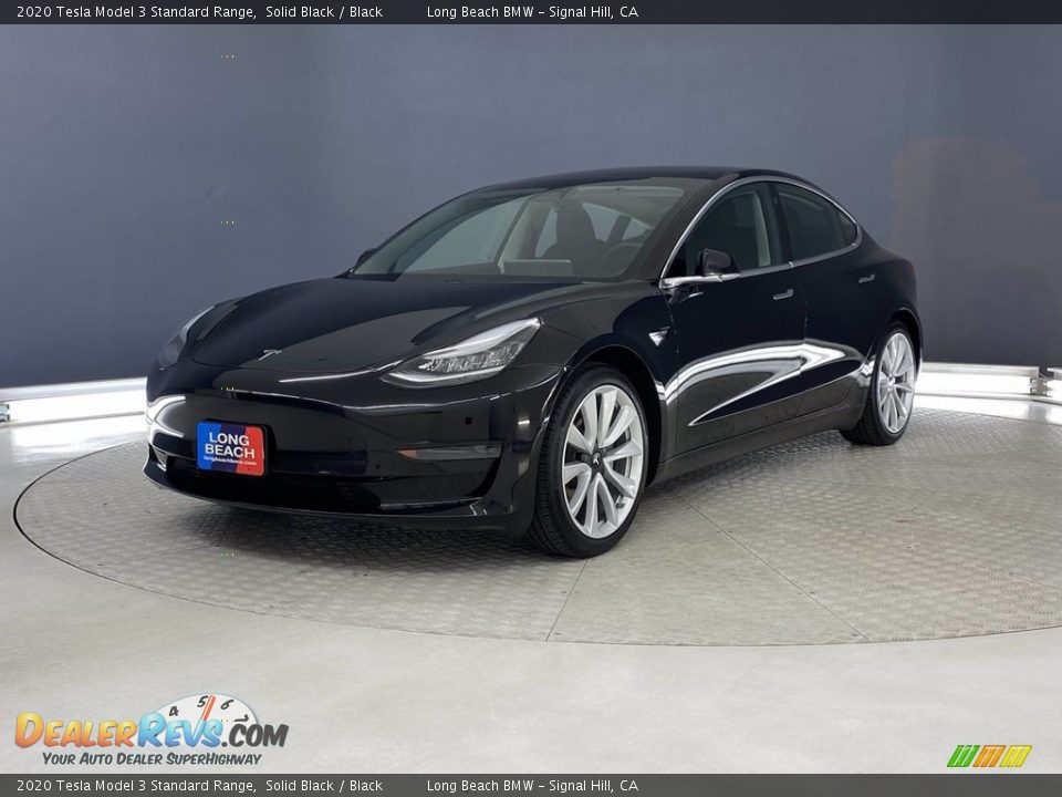 Front 3/4 View of 2020 Tesla Model 3 Standard Range Photo #3