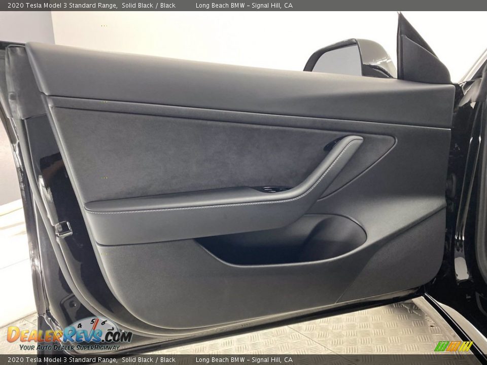 Door Panel of 2020 Tesla Model 3 Standard Range Photo #12