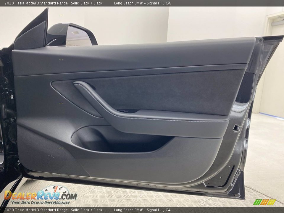 Door Panel of 2020 Tesla Model 3 Standard Range Photo #26