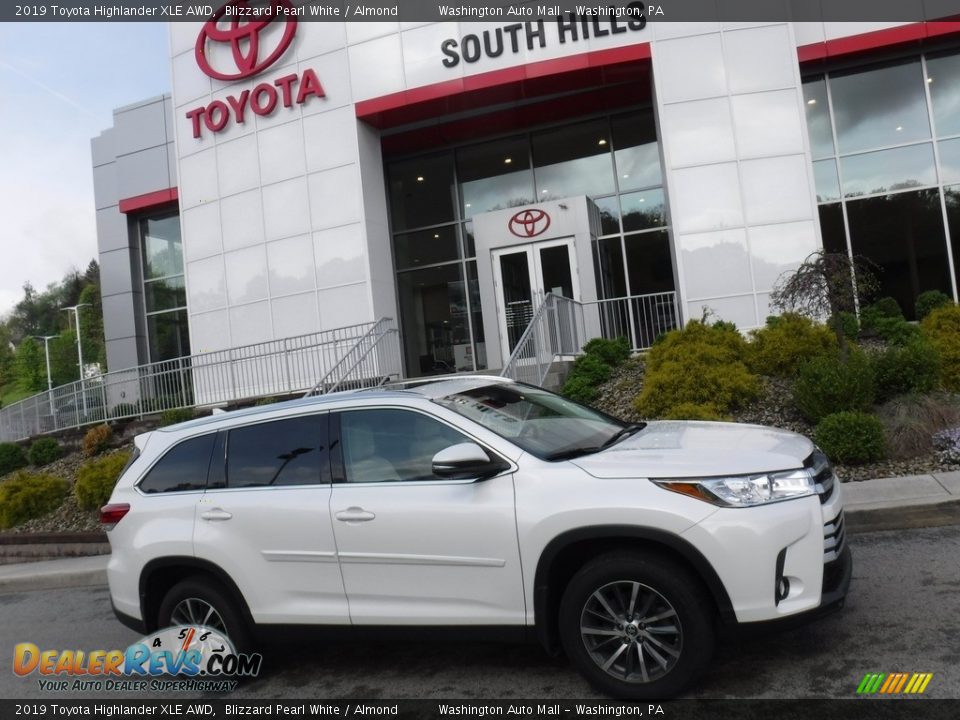 2019 Toyota Highlander XLE AWD Blizzard Pearl White / Almond Photo #2