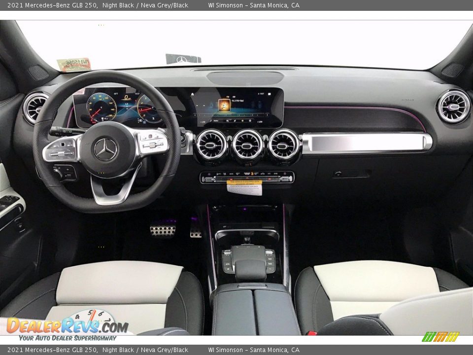 Dashboard of 2021 Mercedes-Benz GLB 250 Photo #6