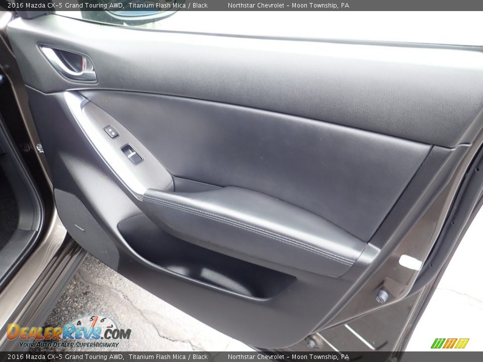 2016 Mazda CX-5 Grand Touring AWD Titanium Flash Mica / Black Photo #17