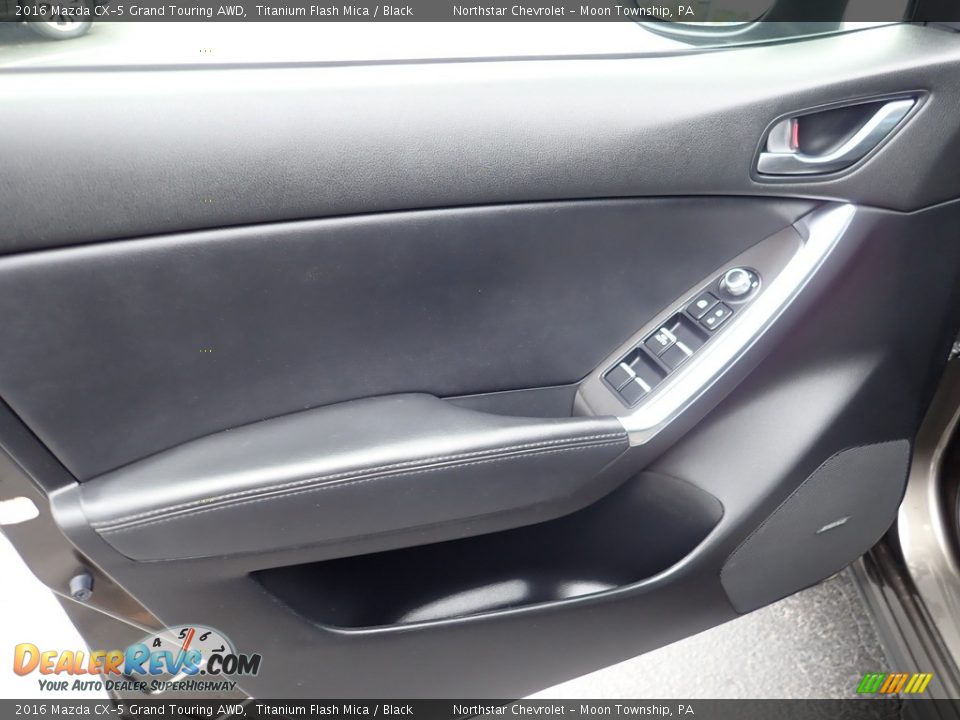 2016 Mazda CX-5 Grand Touring AWD Titanium Flash Mica / Black Photo #23