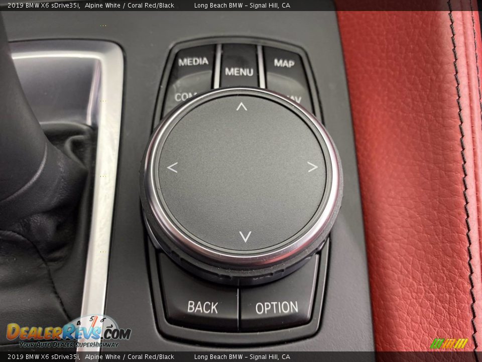 Controls of 2019 BMW X6 sDrive35i Photo #29