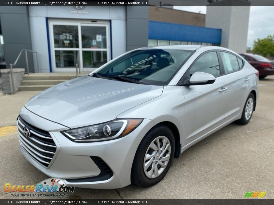 2018 Hyundai Elantra SE Symphony Silver / Gray Photo #1