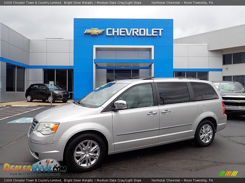 2009 Chrysler Town & Country Limited Bright Silver Metallic / Medium Slate Gray/Light Shale Photo #1
