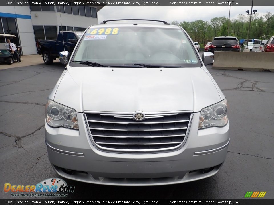 2009 Chrysler Town & Country Limited Bright Silver Metallic / Medium Slate Gray/Light Shale Photo #13
