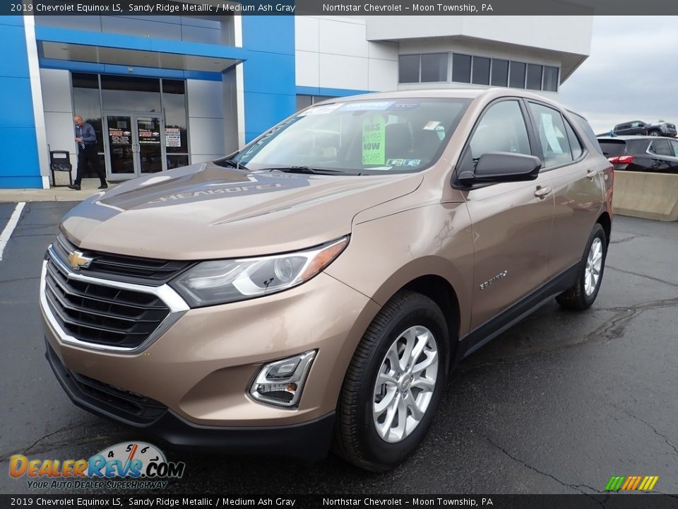 2019 Chevrolet Equinox LS Sandy Ridge Metallic / Medium Ash Gray Photo #2