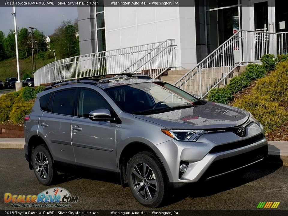 2018 Toyota RAV4 XLE AWD Silver Sky Metallic / Ash Photo #1