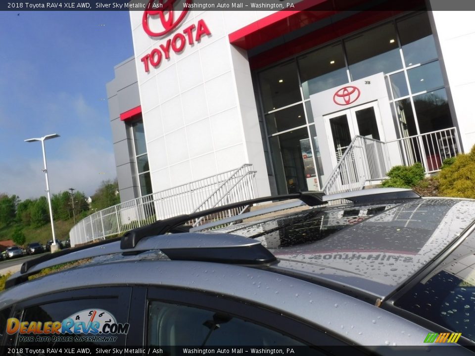 2018 Toyota RAV4 XLE AWD Silver Sky Metallic / Ash Photo #8