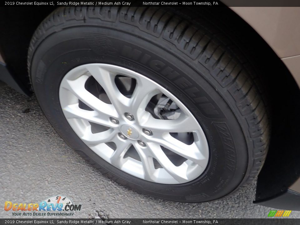 2019 Chevrolet Equinox LS Sandy Ridge Metallic / Medium Ash Gray Photo #14