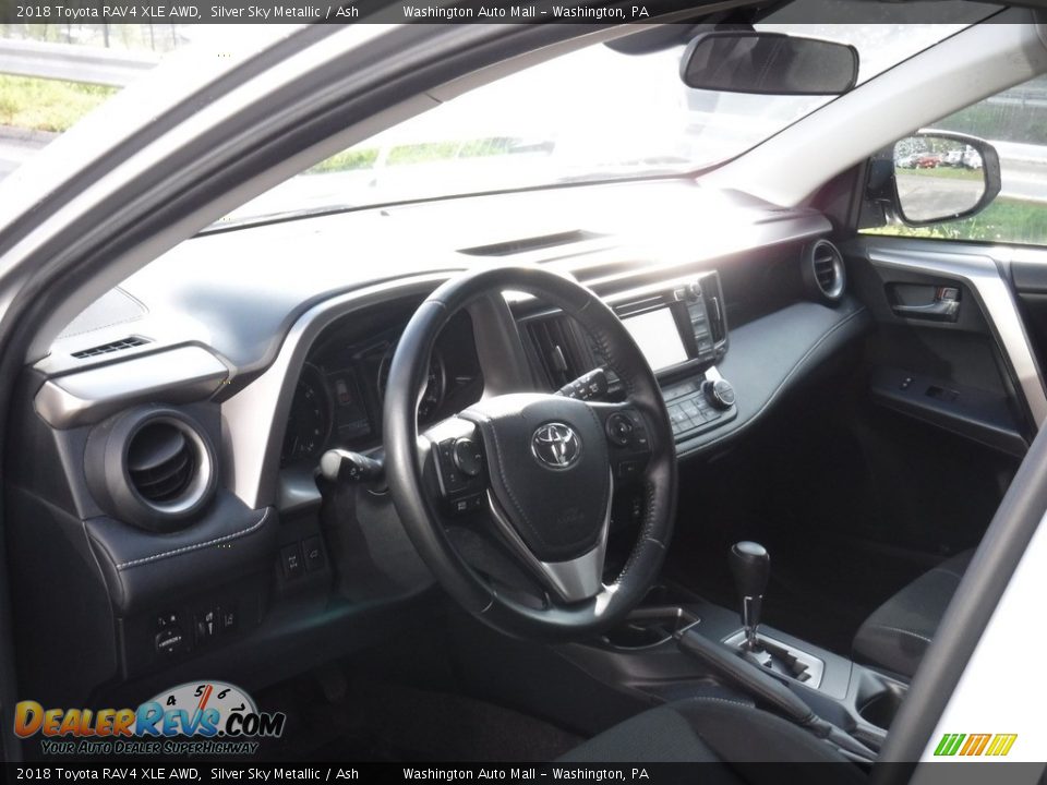2018 Toyota RAV4 XLE AWD Silver Sky Metallic / Ash Photo #17