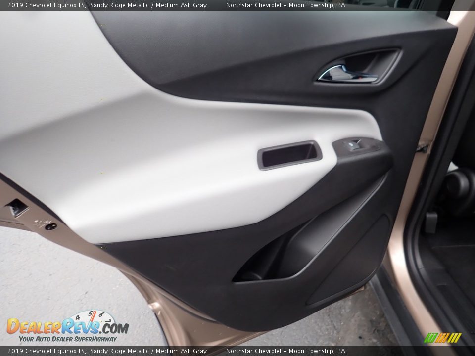 2019 Chevrolet Equinox LS Sandy Ridge Metallic / Medium Ash Gray Photo #23