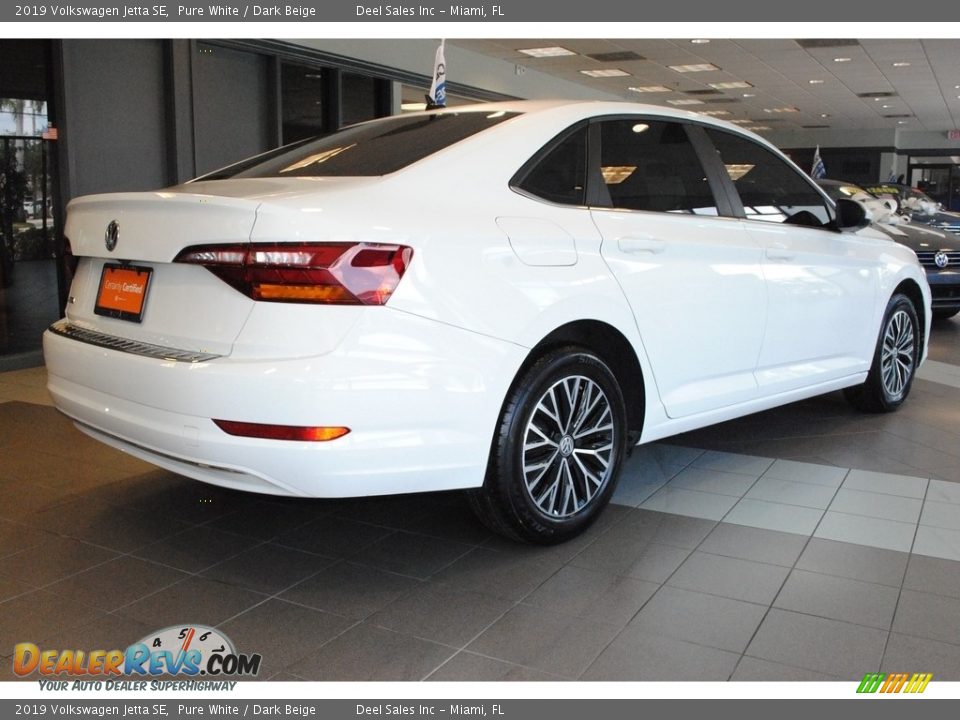 2019 Volkswagen Jetta SE Pure White / Dark Beige Photo #10