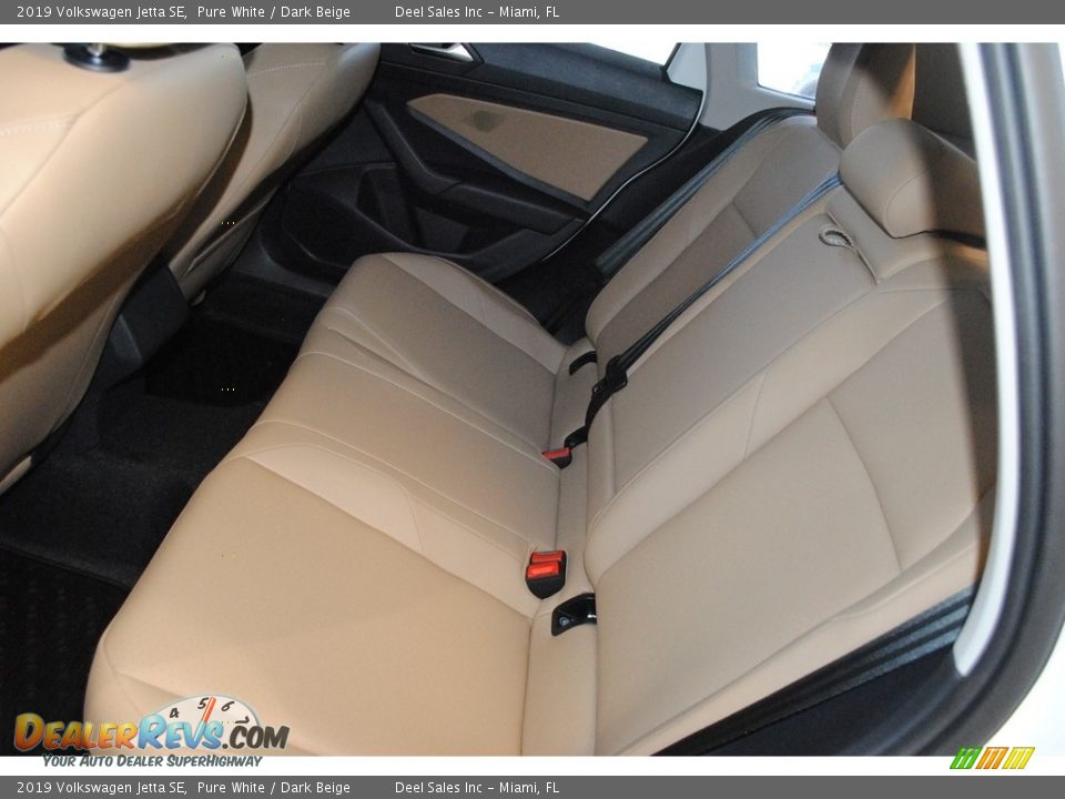 2019 Volkswagen Jetta SE Pure White / Dark Beige Photo #12