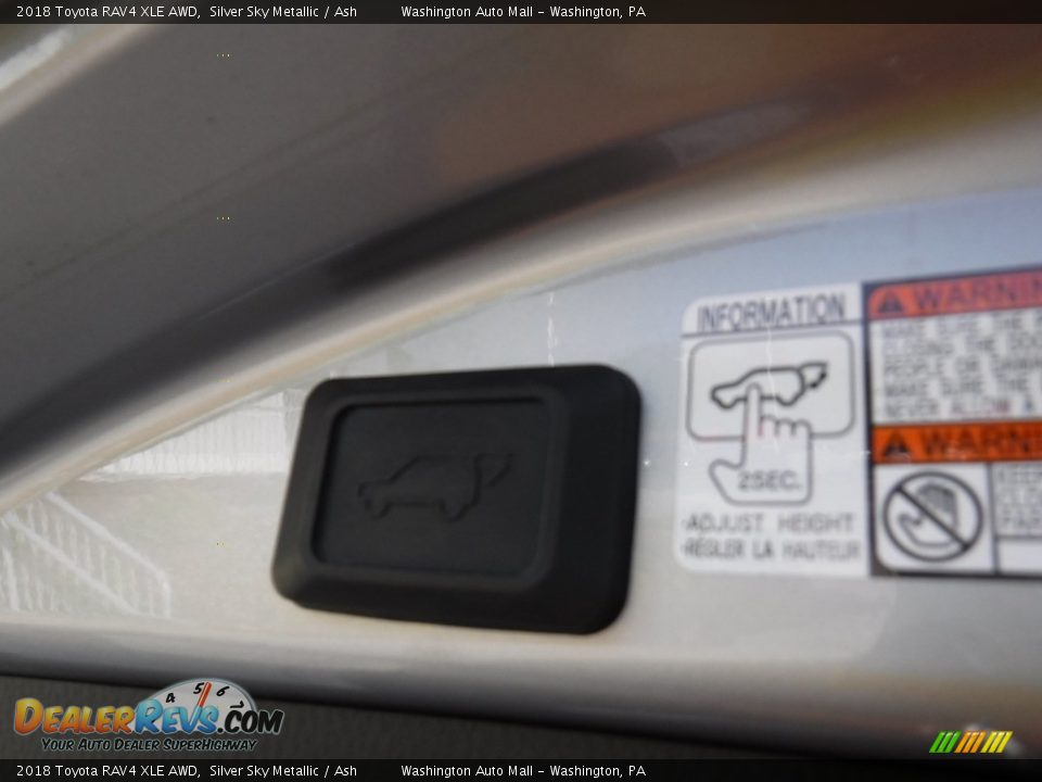 2018 Toyota RAV4 XLE AWD Silver Sky Metallic / Ash Photo #28