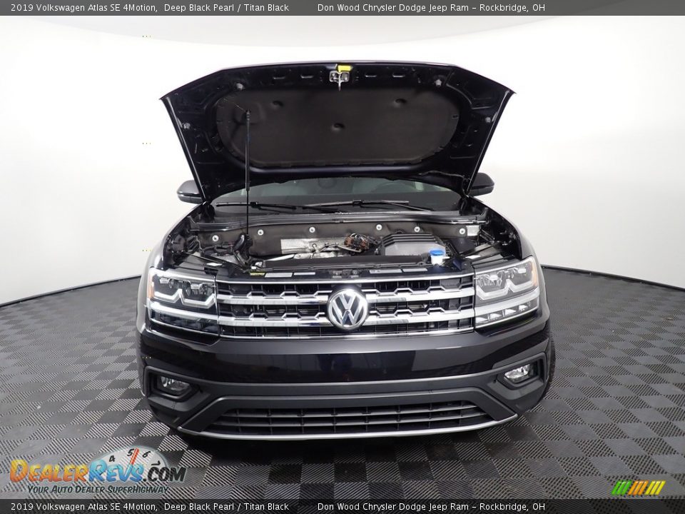 2019 Volkswagen Atlas SE 4Motion Deep Black Pearl / Titan Black Photo #6