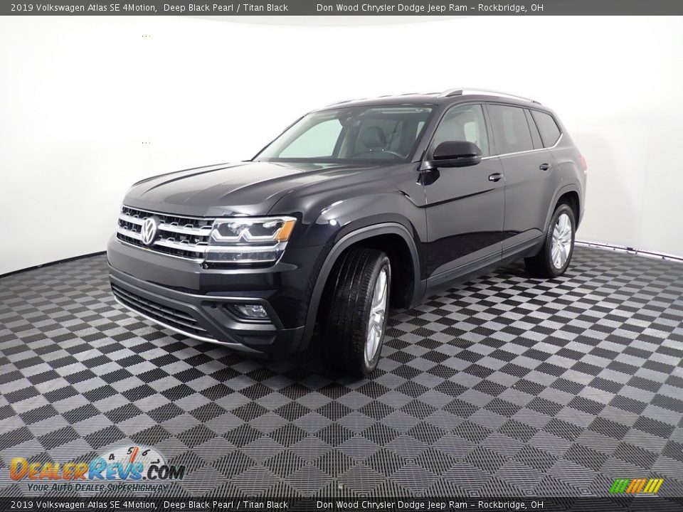 2019 Volkswagen Atlas SE 4Motion Deep Black Pearl / Titan Black Photo #8