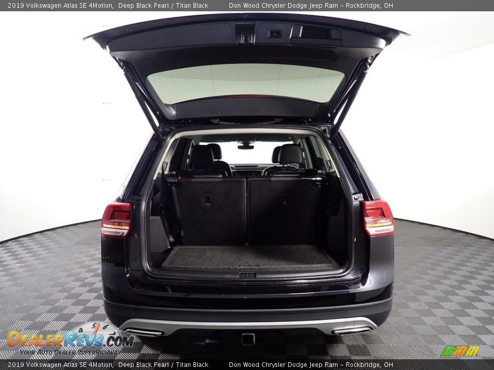 2019 Volkswagen Atlas SE 4Motion Deep Black Pearl / Titan Black Photo #14