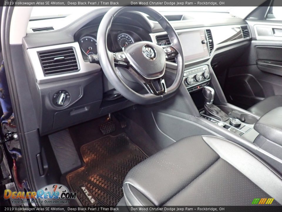 2019 Volkswagen Atlas SE 4Motion Deep Black Pearl / Titan Black Photo #26