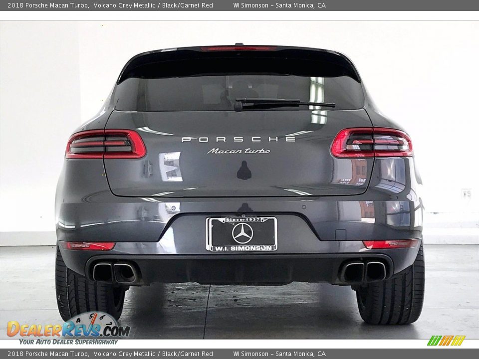 2018 Porsche Macan Turbo Volcano Grey Metallic / Black/Garnet Red Photo #3